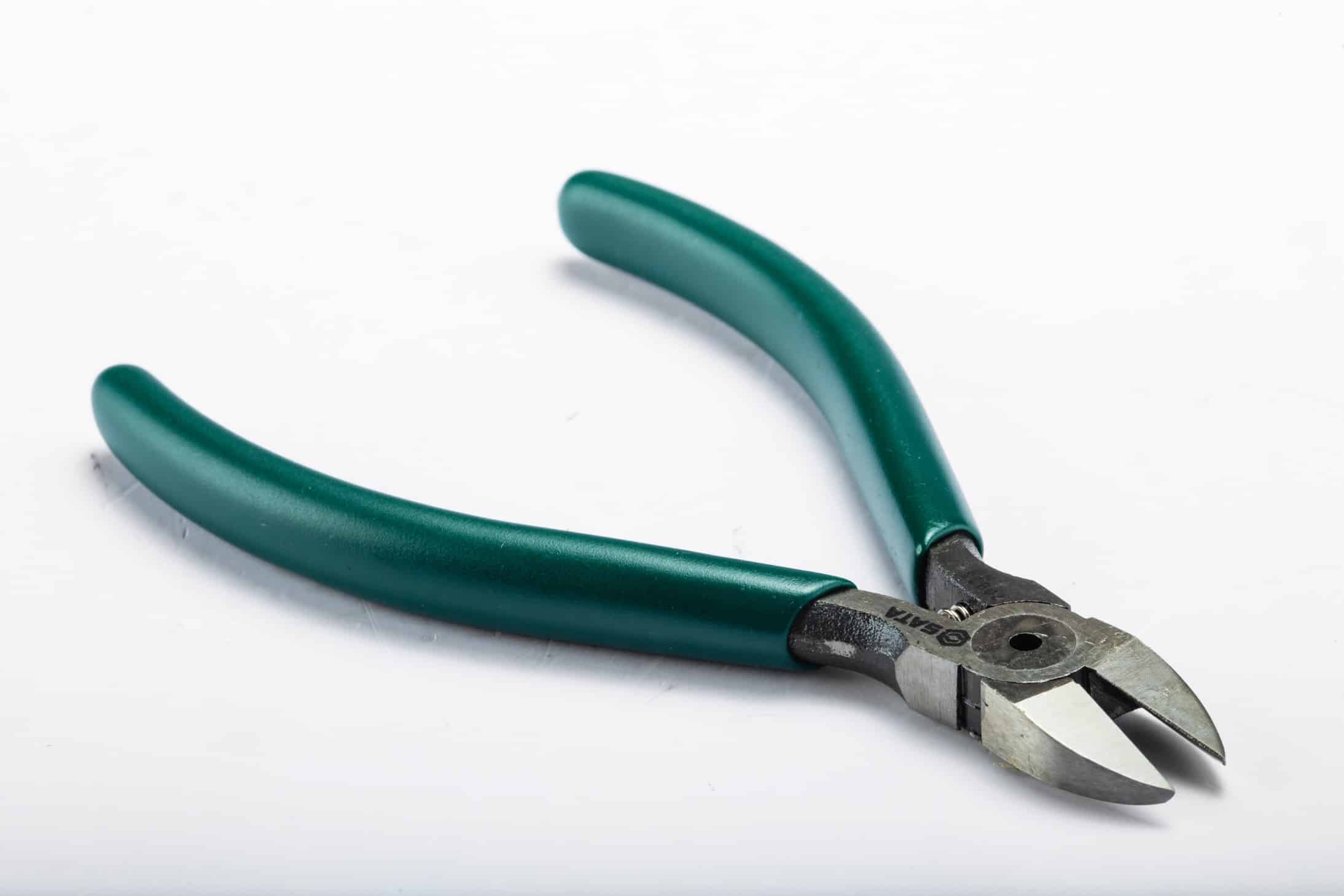 SC70633 - Kìm Cắt Điện Tử Mũi Phẳng SATA 5 inch - Ảnh 4