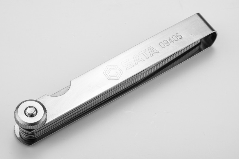 SC09405 - Bộ Dưỡng Đo Khe Hở 23 Lá SATA (0.02-1.00MM), Hệ Mét & Inch